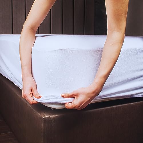 MAX HOME Premium Waterproof Mattress Protector Twin Size