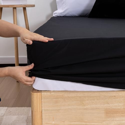 Holawakaka Queen Waterproof Mattress Protector Breathable Fitted Sheet Cover Black